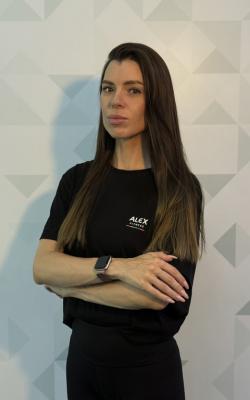 Инструктор групповых программ Попова Татьяна