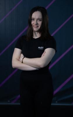 Инструктор групповых программ Трусова Каролина 